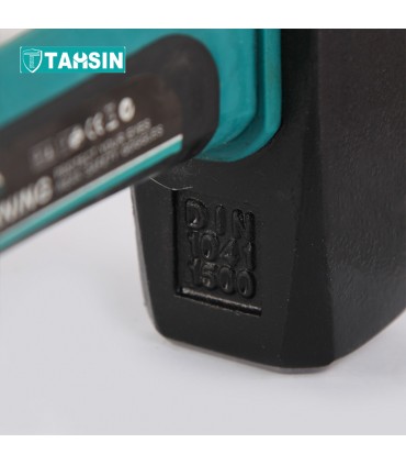 چکش مهندسی سیلور مدل J41F - 1500G سایز 1500 گرم